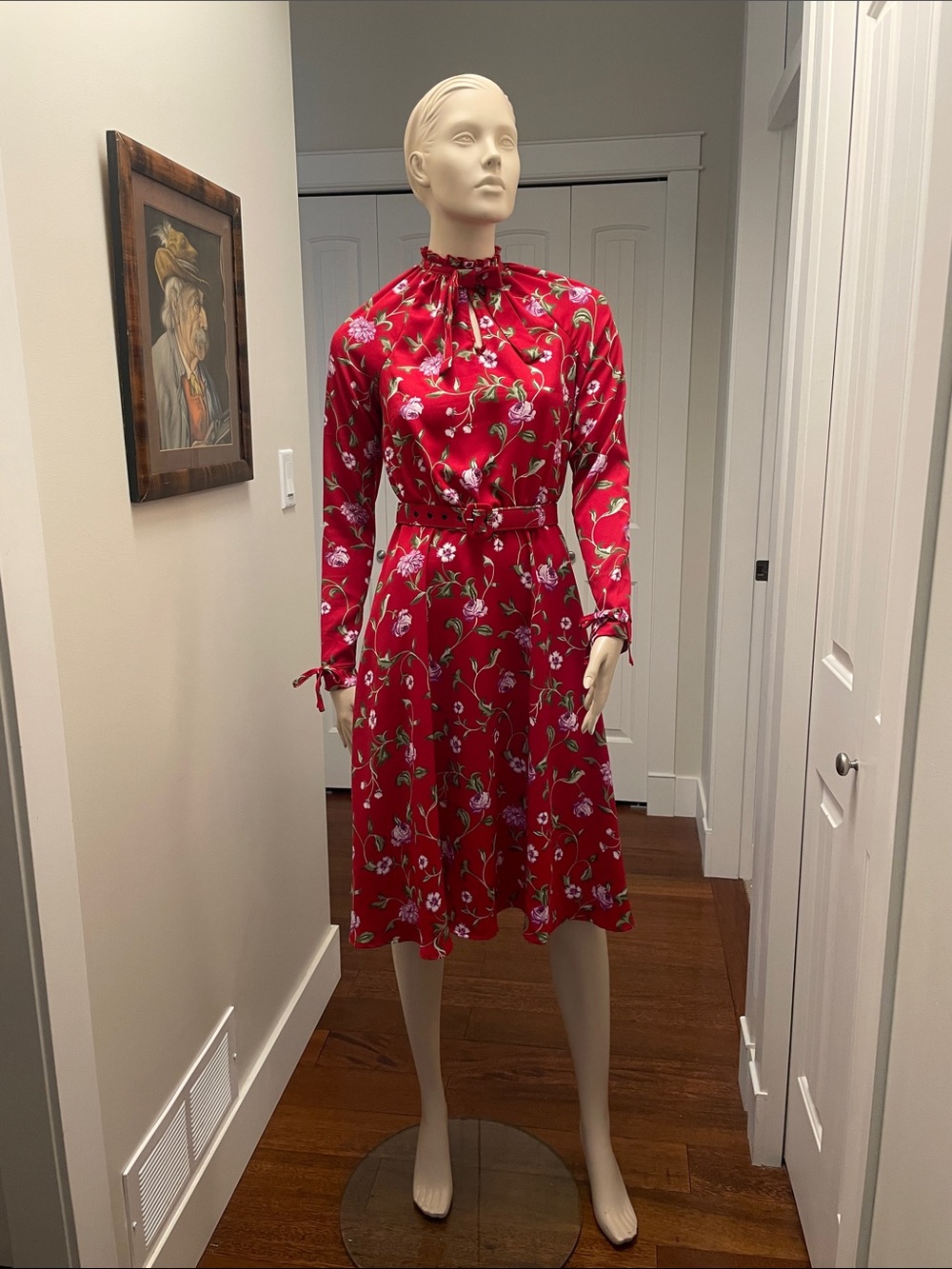 Unique Vintage Red Floral High-Neck Long Sleeve Dress with Belt
